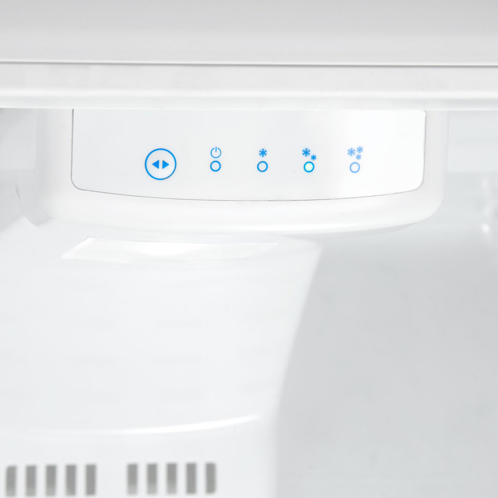 DFF100B2WDB_Thermostat.jpg