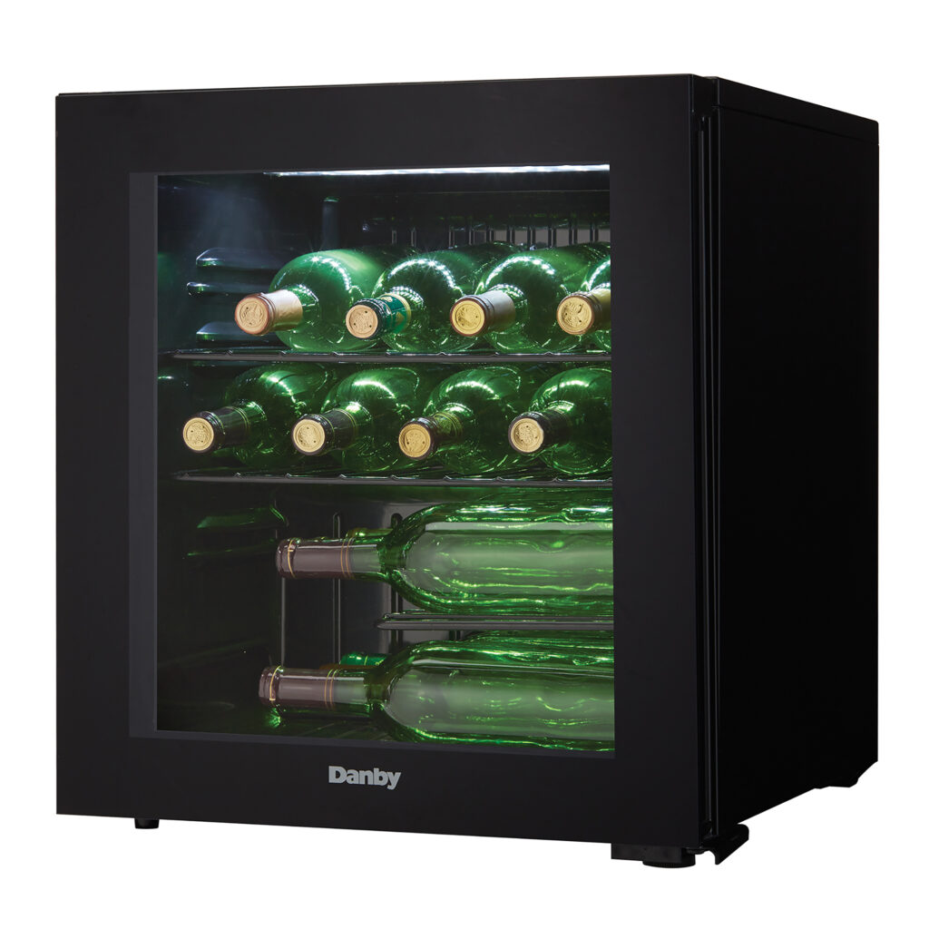 DWC018A1BDB_Left_Wine_Light.jpg