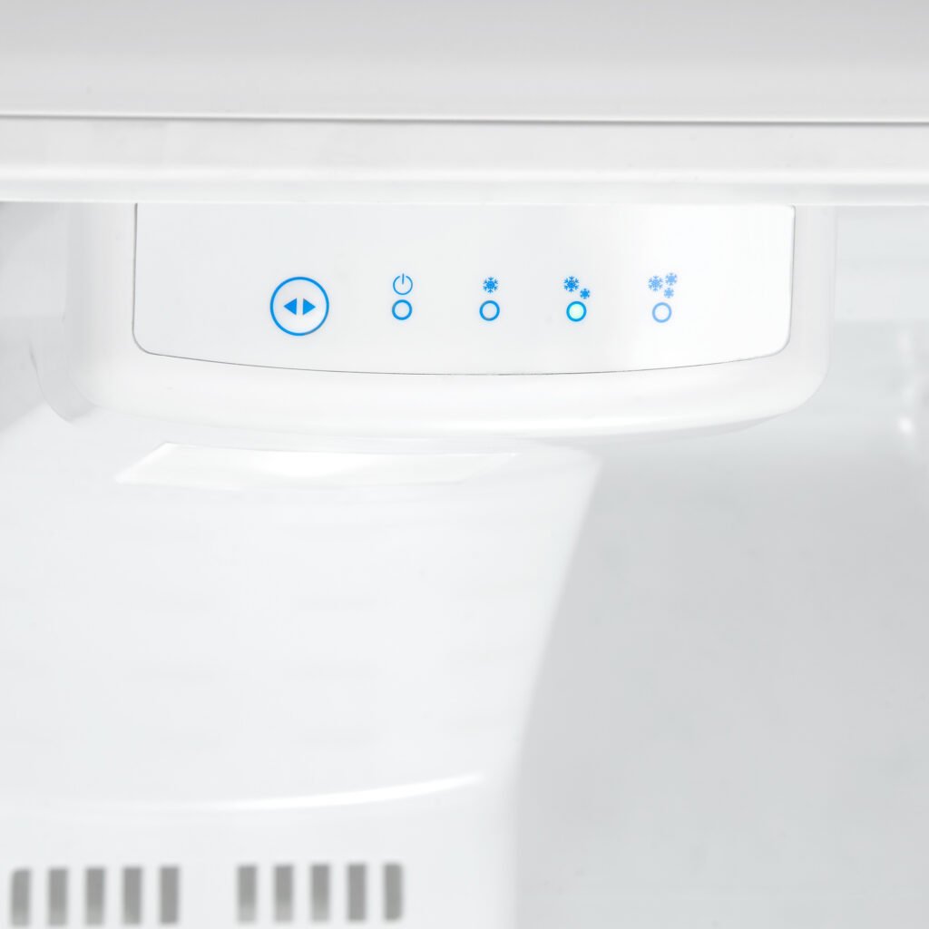 DFF100B2WDB_Thermostat.jpg