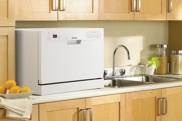 danby apartment size dishwasher