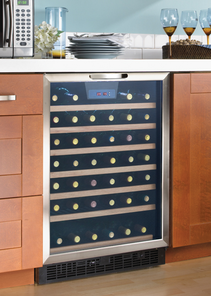 Dwc508bls Danby Designer 50 Bottle Wine Cooler En