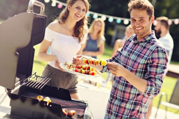 5 Essential Tips on Hosting a Summer BBQ To Remember