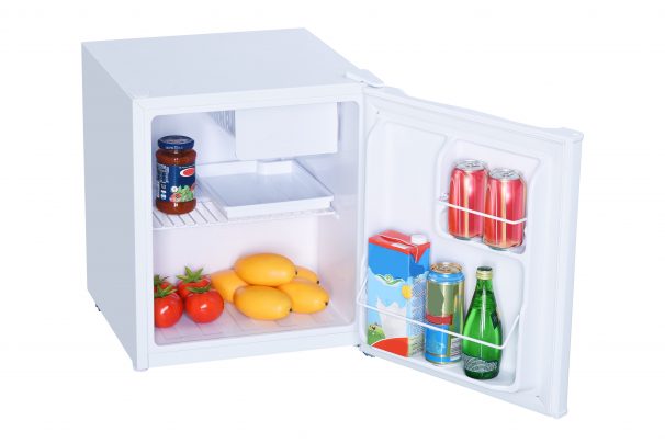 DCR017B1WM | Danby 1.7 Cu.Ft. Compact Refrigerator | EN