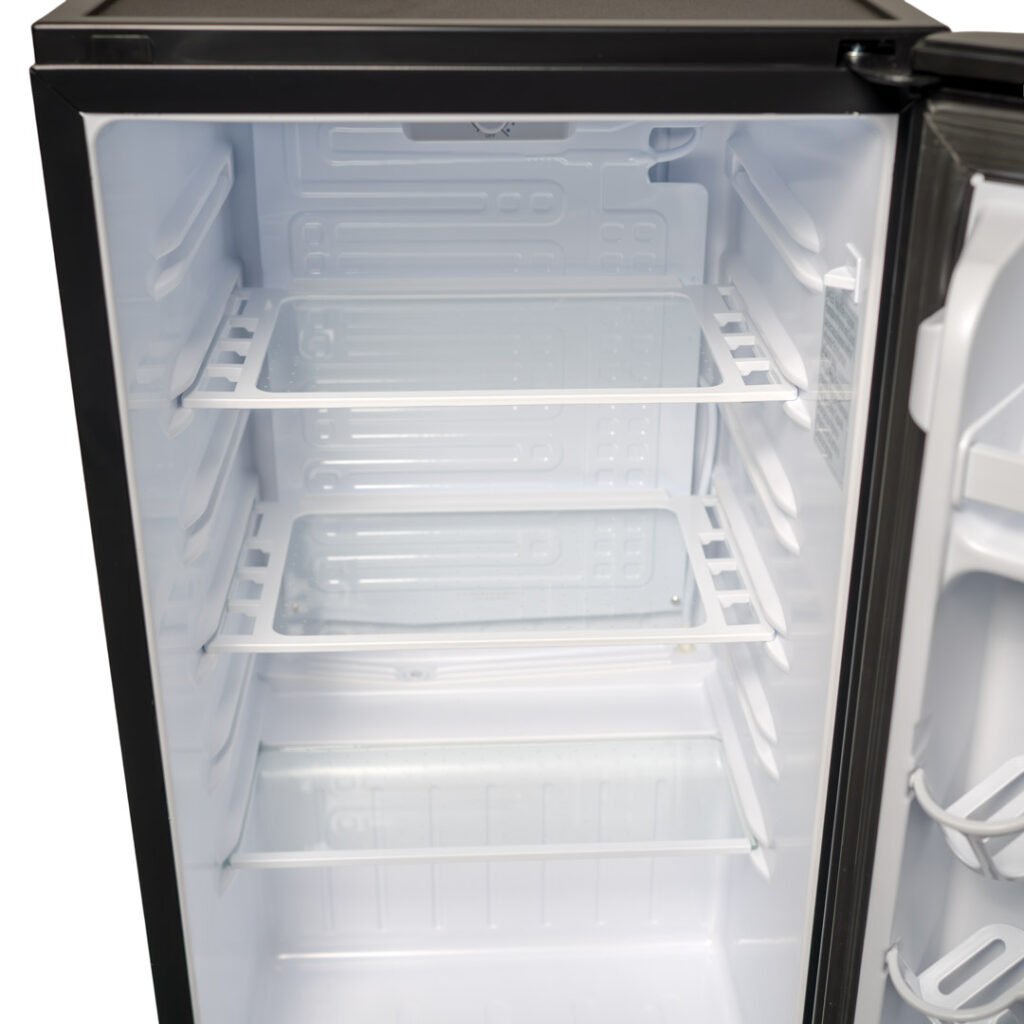 dar033a6bdb-shelves.jpg
