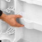 dar044a4bsldd-adjustable-shelves.jpg