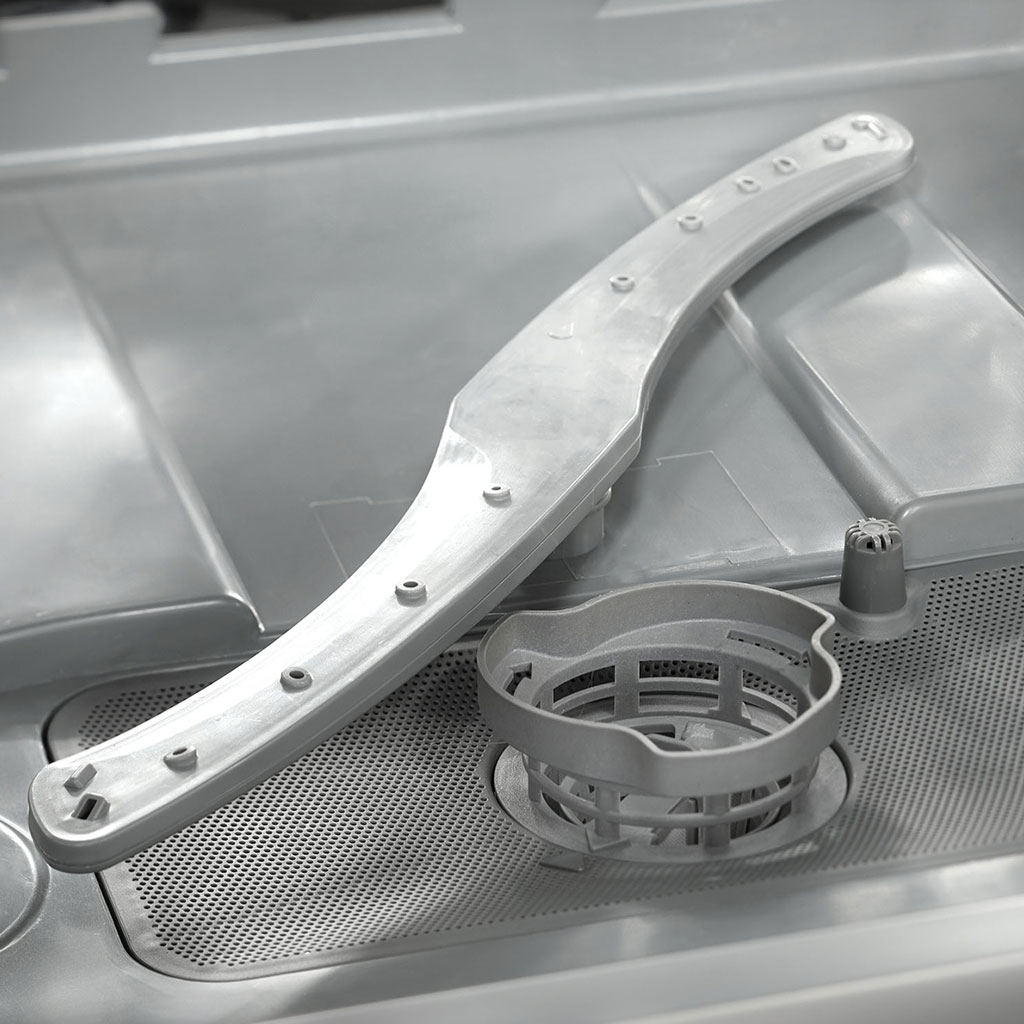 ddw631sdb-spray-arm.jpg
