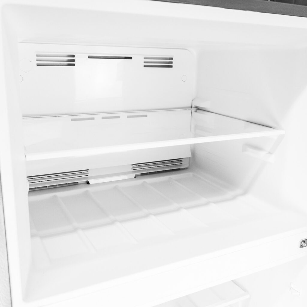 dff142e1ssdb-freezer.jpg